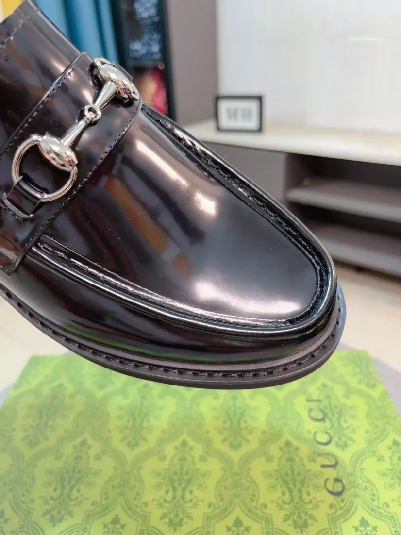 Men's Men's Shoes💰560🌹🌹[GUCCI] Gucci leather shoes are the most popular classic. Synchronized with the official website, the upper is made of Italian first-layer cowhide ➕cowhide lining, with unique brand and unique craftsmanship. Highlighting the hot style of the new year. Stop hesitating, stop wandering, get it now. Number: 38--44